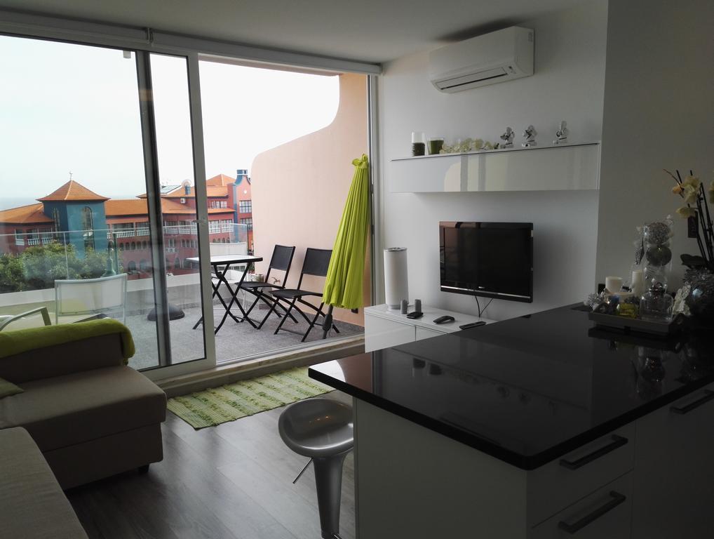 Ventur Balcony Apartment Caniço Екстериор снимка
